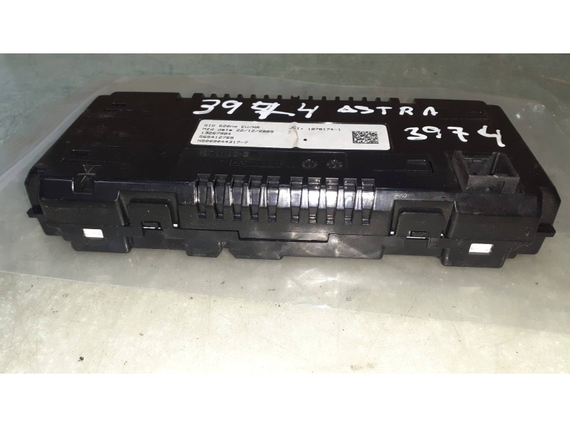 Recambio de pantalla multifuncion para opel astra j lim. cosmo referencia OEM IAM 565412769  