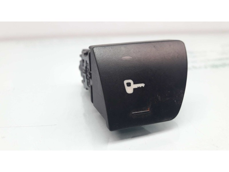 Recambio de interruptor para peugeot 307 break / sw (s1) break xr referencia OEM IAM 96366684XT  C/C