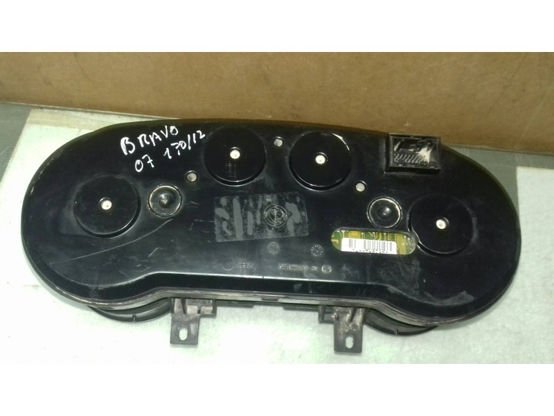 Recambio de cuadro instrumentos para fiat bravo (198) 1.9 active multijet referencia OEM IAM 555001980403  