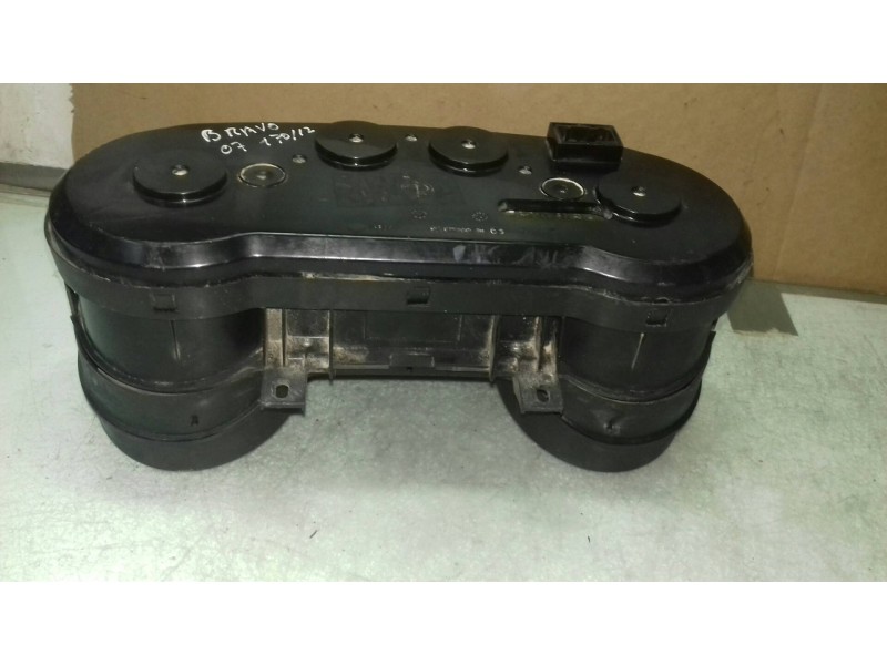 Recambio de cuadro instrumentos para fiat bravo (198) 1.9 active multijet referencia OEM IAM 555001980403  
