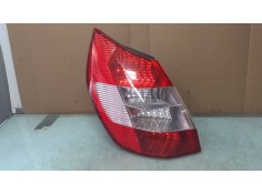 Recambio de piloto trasero izquierdo para renault scenic ii confort authentique referencia OEM IAM 8200127704E  