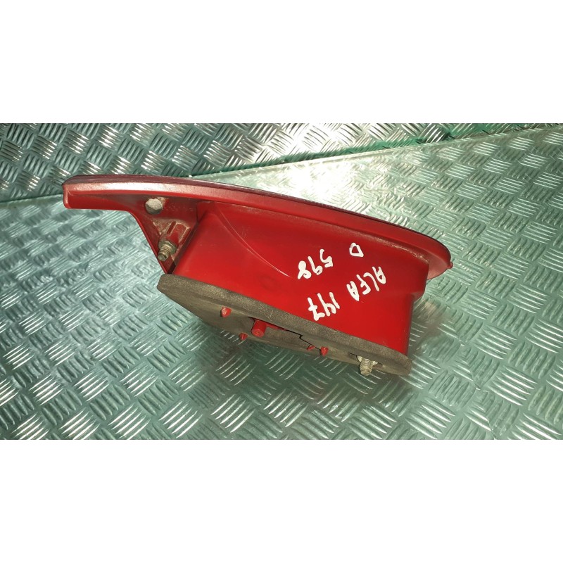 Recambio de piloto trasero derecho interior para alfa romeo 147 (190) 1.9 jtd distinctive referencia OEM IAM 03321010 46747825GD