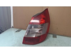 Recambio de piloto trasero derecho para renault scenic ii confort dynamique referencia OEM IAM 8200127702E  