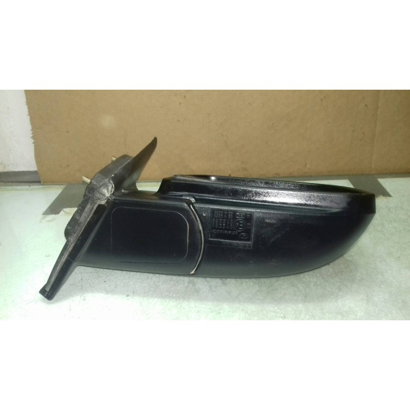 Recambio de retrovisor derecho para hyundai tucson (jm) 2.0 crdi comfort referencia OEM IAM E4012268  ELECTRICO