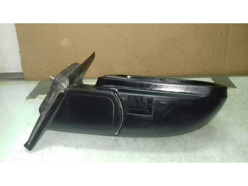 Recambio de retrovisor derecho para hyundai tucson (jm) 2.0 crdi comfort referencia OEM IAM E4012268  ELECTRICO