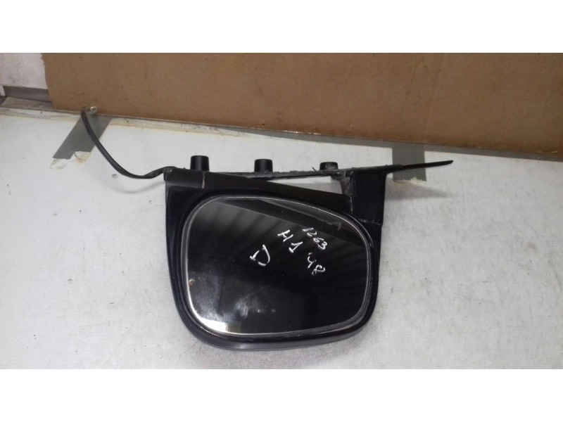 Recambio de retrovisor derecho para hyundai h 1 2.5 diesel referencia OEM IAM E11015417  ELECTRICO