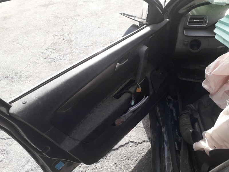 volkswagen passat variant (365) del año 2014