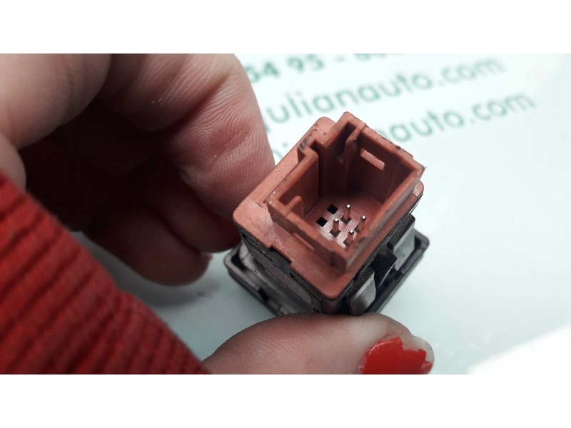 Recambio de interruptor para citroen c4 coupe lx referencia OEM IAM 96476624XT  ESP