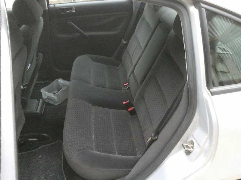 volkswagen passat berlina (3b2) del año 1999