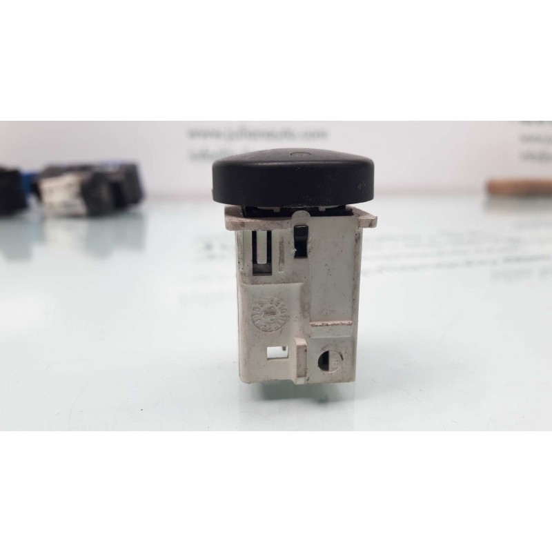 Recambio de interruptor para citroen berlingo 2.0 hdi sx familiar referencia OEM IAM 9644851077  LUNA TERMICA