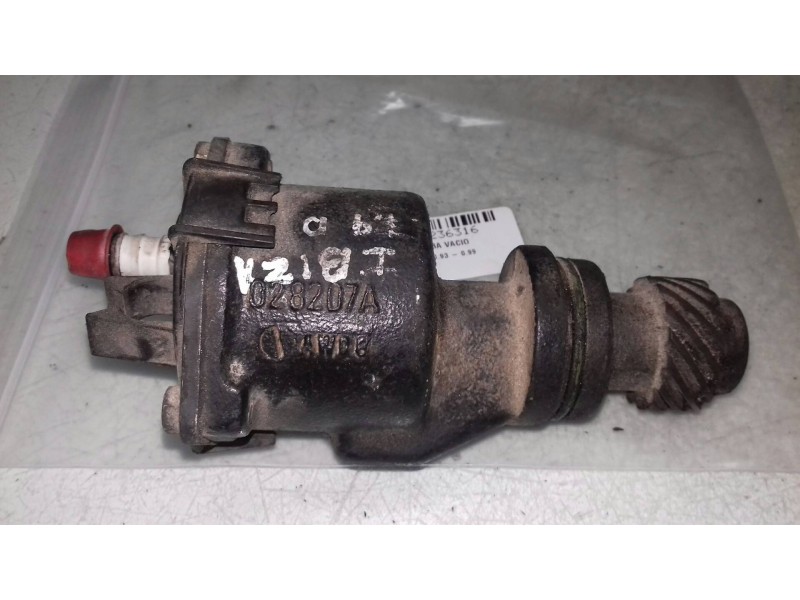 Recambio de depresor freno / bomba vacio para seat ibiza (6k) gt referencia OEM IAM 028207A  