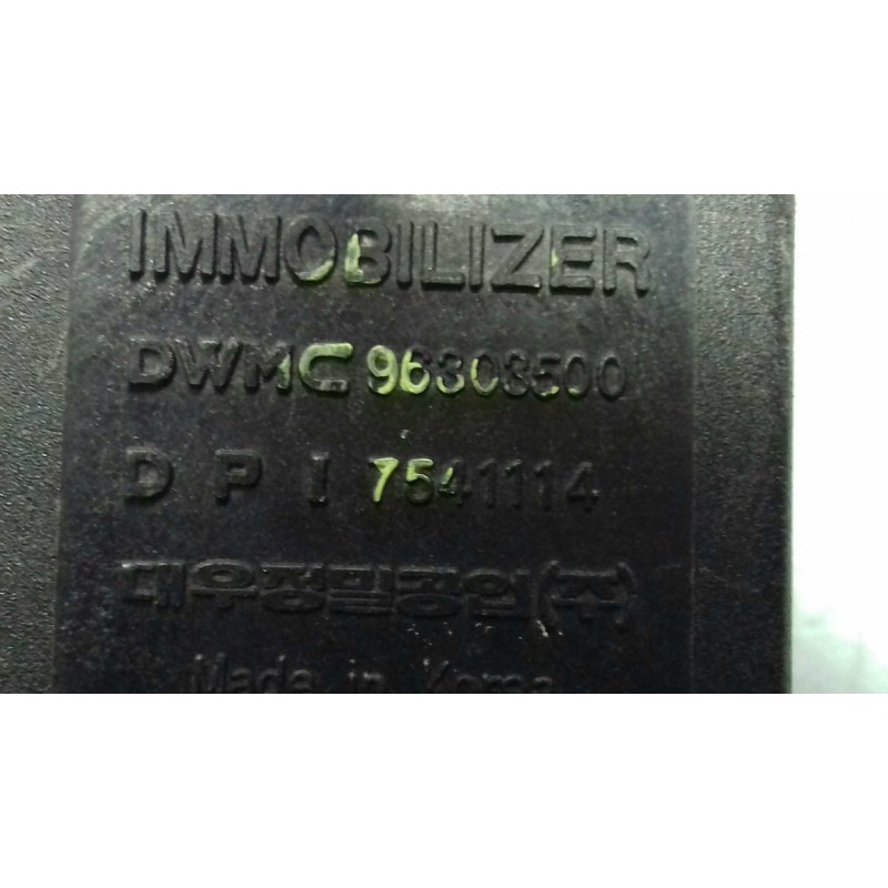 Recambio de centralita inmovilizador para daewoo lanos 1.6 cat referencia OEM IAM 96303500 7541114 DAEWOO