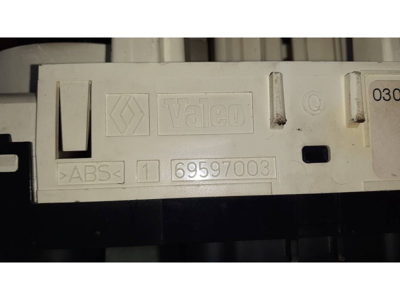 Recambio de mando calefaccion / aire acondicionado para renault modus confort dynamique referencia OEM IAM 69597003  030967W