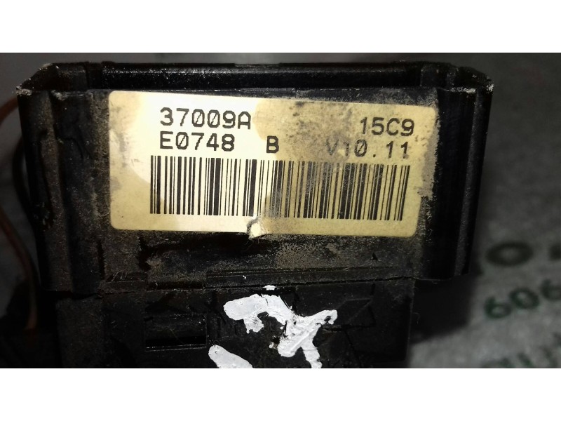 Recambio de mando luces para renault clio ii fase i (b/cbo) 1.2 alize referencia OEM IAM 37009A  