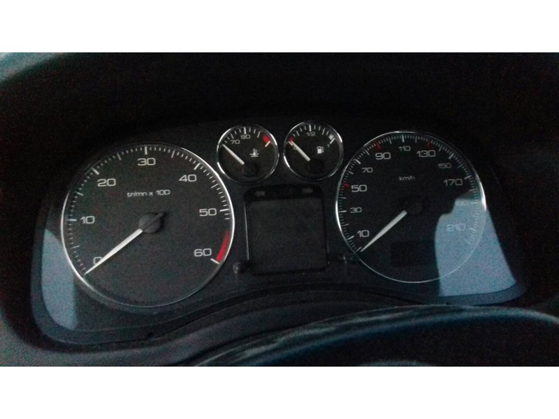 peugeot 307 berlina (s2) del año 2006