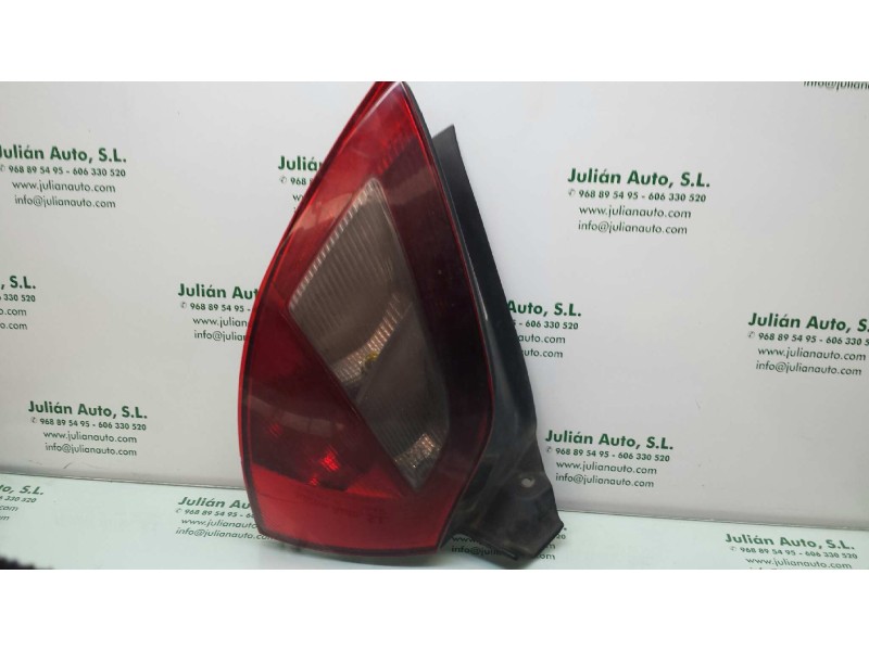 Recambio de piloto trasero derecho para renault megane ii berlina 5p confort dynamique referencia OEM IAM 8200073237 89398081 