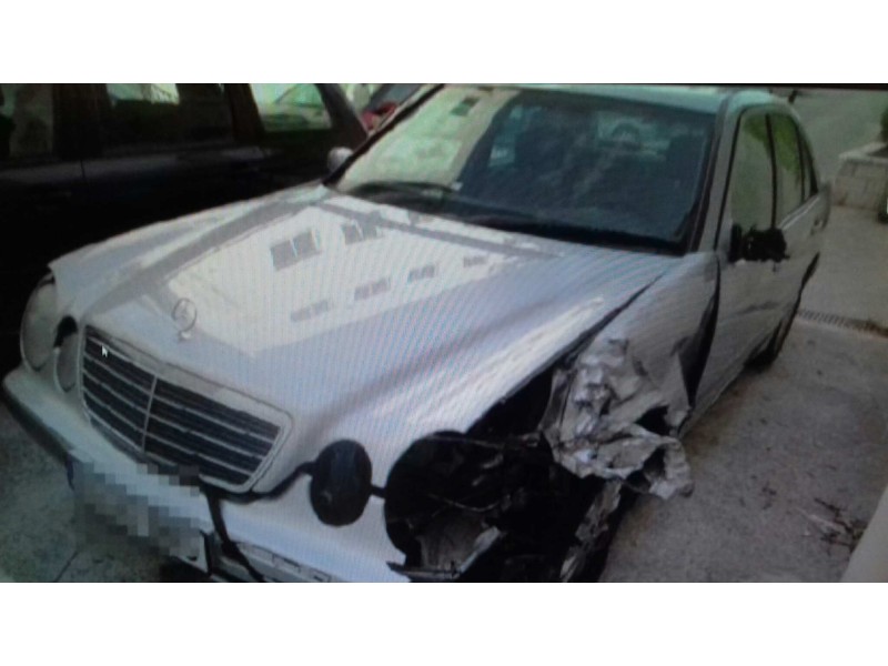 mercedes-benz clase e (w210) berlina diesel del año 2001