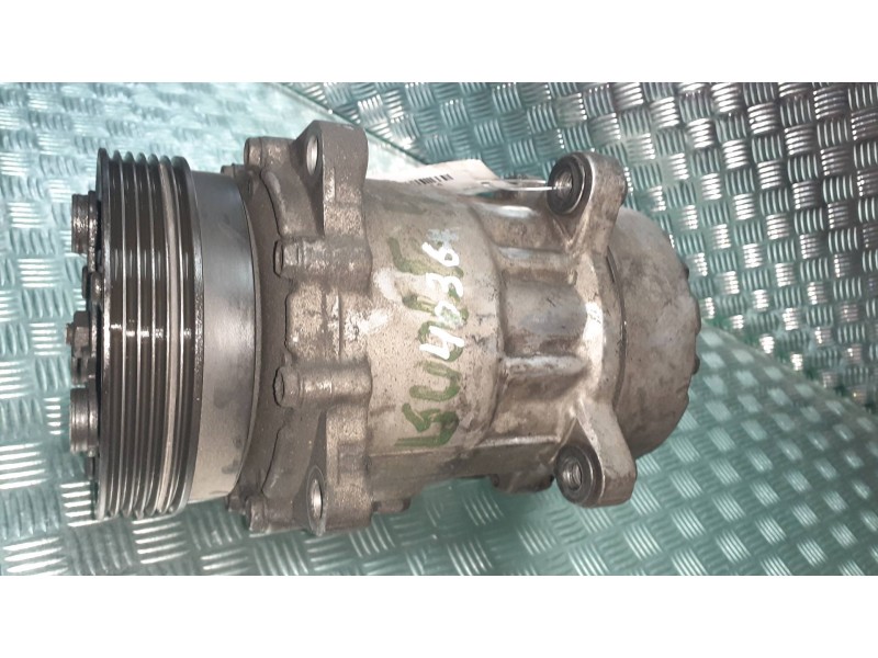 Recambio de compresor aire acondicionado para skoda octavia berlina (1u2) ambiente referencia OEM IAM 1J0820803K SD7V16 SANDEN