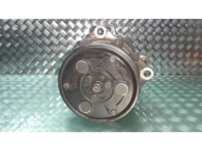 Recambio de compresor aire acondicionado para skoda octavia berlina (1u2) ambiente referencia OEM IAM 1J0820803K SD7V16 SANDEN