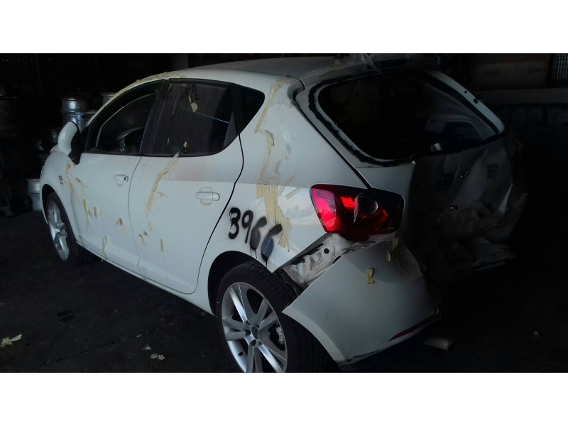 seat ibiza (6j5) del año 2009