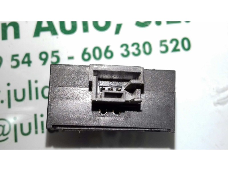 Recambio de interruptor para citroen c3 1.4 hdi audace referencia OEM IAM 96366692XT  FAROS