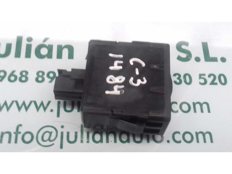 Recambio de interruptor para citroen c3 attraction referencia OEM IAM 9666186877  FAROS