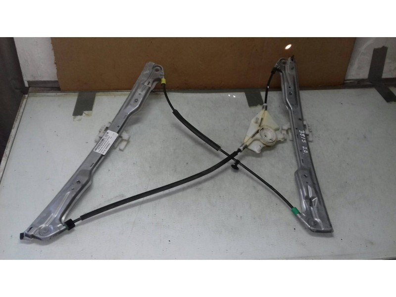 Recambio de elevalunas delantero derecho para citroen c5 berlina attraction referencia OEM IAM 9648486380  ELECTRICO