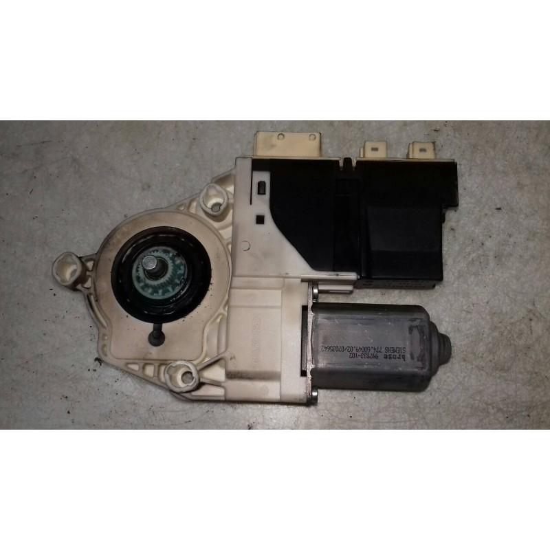 Recambio de motor elevalunas delantero izquierdo para citroen c5 berlina attraction referencia OEM IAM 996395101 997833102 77460
