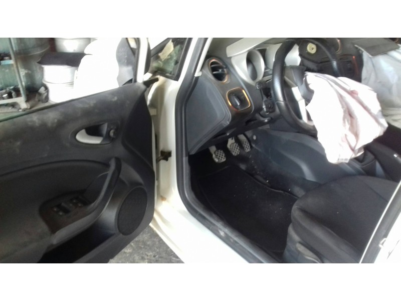 seat ibiza (6j5) del año 2009