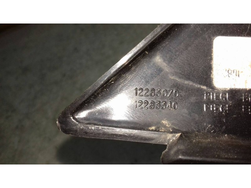 Recambio de retrovisor derecho para citroen c5 berlina attraction referencia OEM IAM 12283070  ELECTRICO