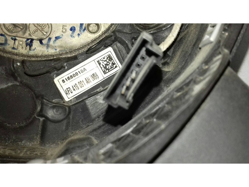 Recambio de volante para audi a4 avant (8e) 1.8 t quattro referencia OEM IAM 4F0419091AH 61680010A PIEL