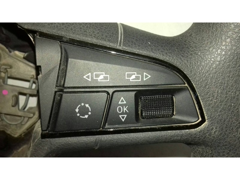 Recambio de volante para seat leon (5f1) reference referencia OEM IAM 5F0419091A 5F0419091AZP8 GOMA