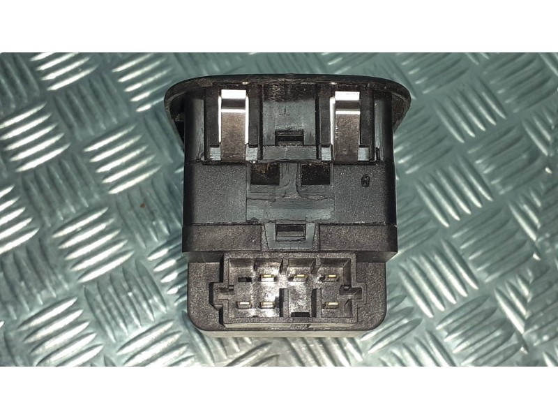 Recambio de mando elevalunas delantero izquierdo para peugeot 206 berlina xs-line referencia OEM IAM   