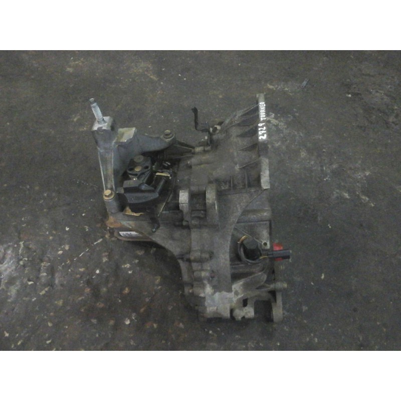 Recambio de caja cambios para ford transit connect (tc7) furgón (2006) referencia OEM IAM 2T1R7002BE 2T1R7002BE 5 VELOCIDADES