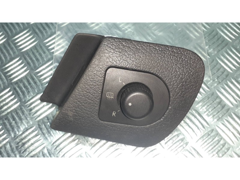 Recambio de mando retrovisor para skoda octavia berlina (1u2) ambiente referencia OEM IAM 1U1959565L  1U1867185B