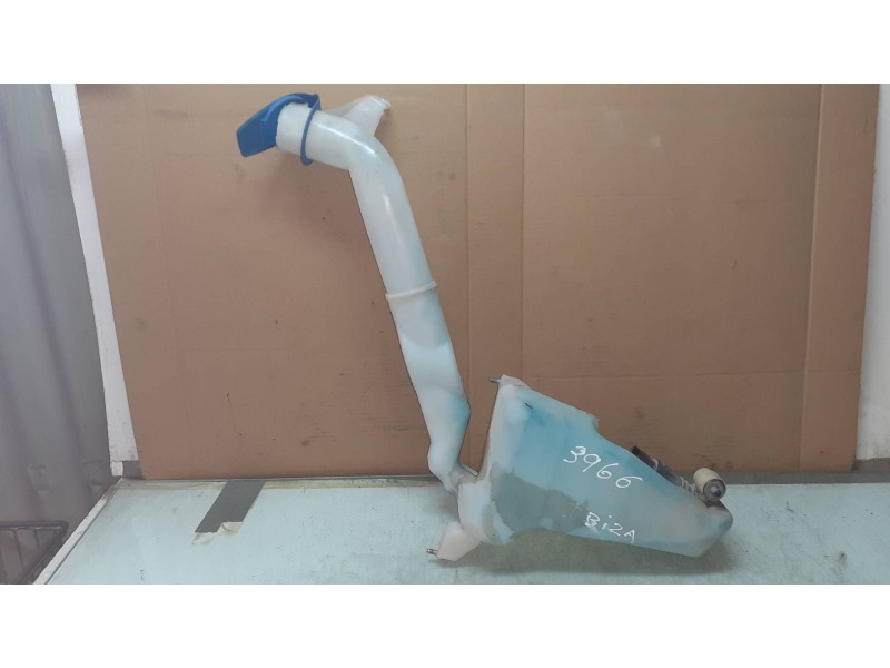 Recambio de deposito limpia para seat ibiza (6j5) sport referencia OEM IAM 600955453 3122789 8D0955455