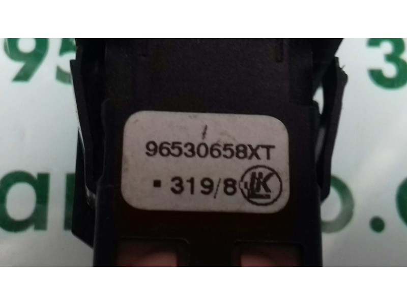 Recambio de interruptor para citroen c4 grand picasso exclusive referencia OEM IAM 96530658XT  COMBUSTIBLE