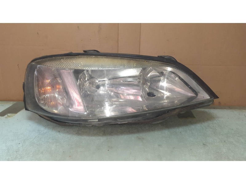 Recambio de faro derecho para opel astra g berlina club referencia OEM IAM 90520878RH  