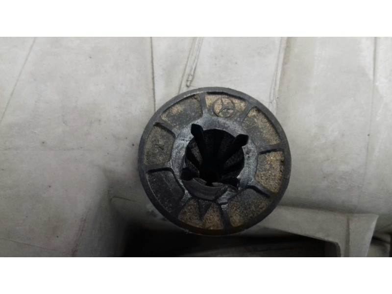 Recambio de faro izquierdo para mercedes-benz clase c (w202) berlina 220 cdi (202.133) referencia OEM IAM   