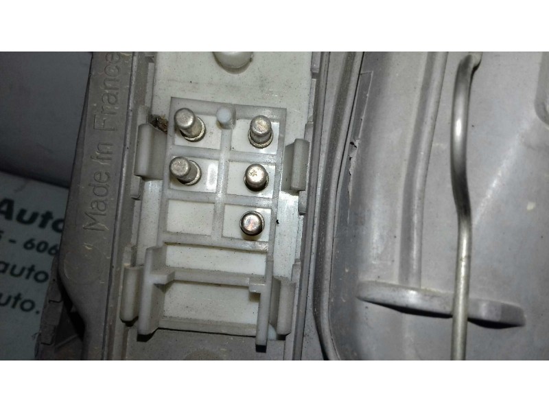 Recambio de faro izquierdo para mercedes-benz clase c (w202) berlina 220 cdi (202.133) referencia OEM IAM   