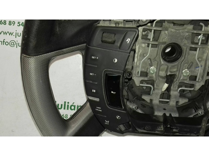 Recambio de volante para citroen c5 berlina millenium referencia OEM IAM 608004900 909435700 PIEL