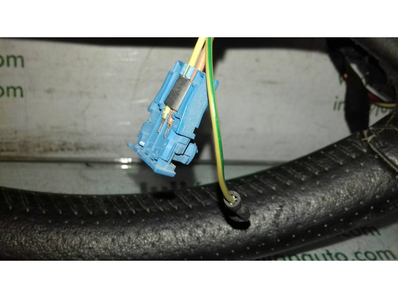 Recambio de volante para citroen c5 berlina millenium referencia OEM IAM 608004900 909435700 PIEL