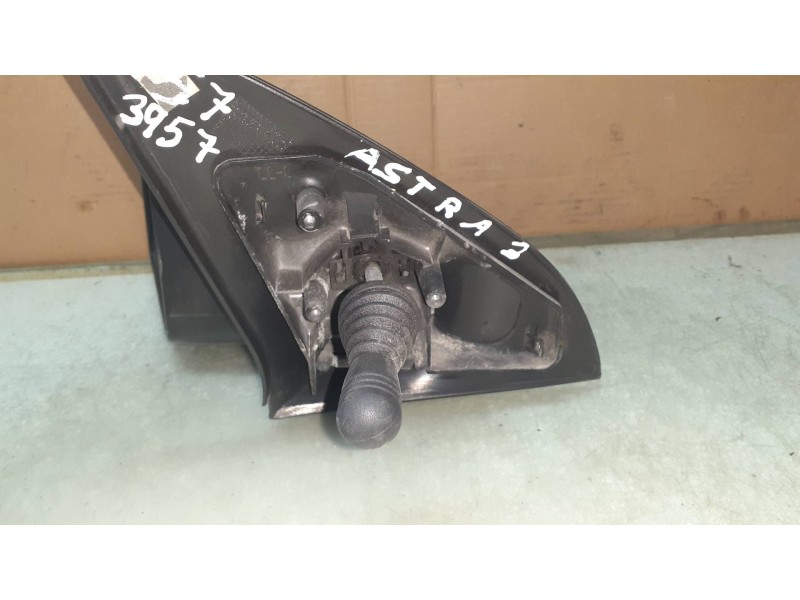 Recambio de retrovisor izquierdo para opel astra g berlina club referencia OEM IAM 010534  MANUAL