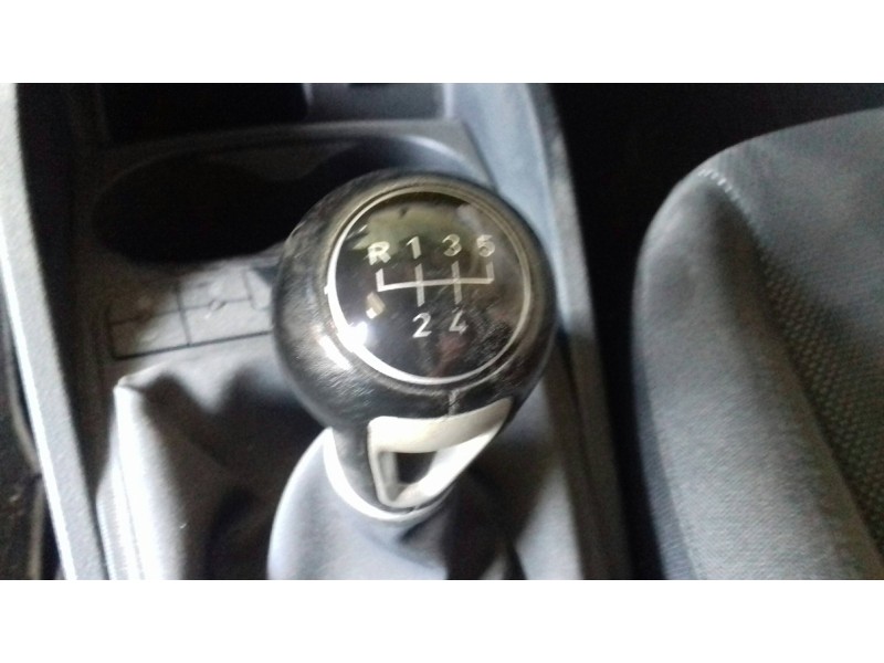 seat ibiza (6j5) del año 2009