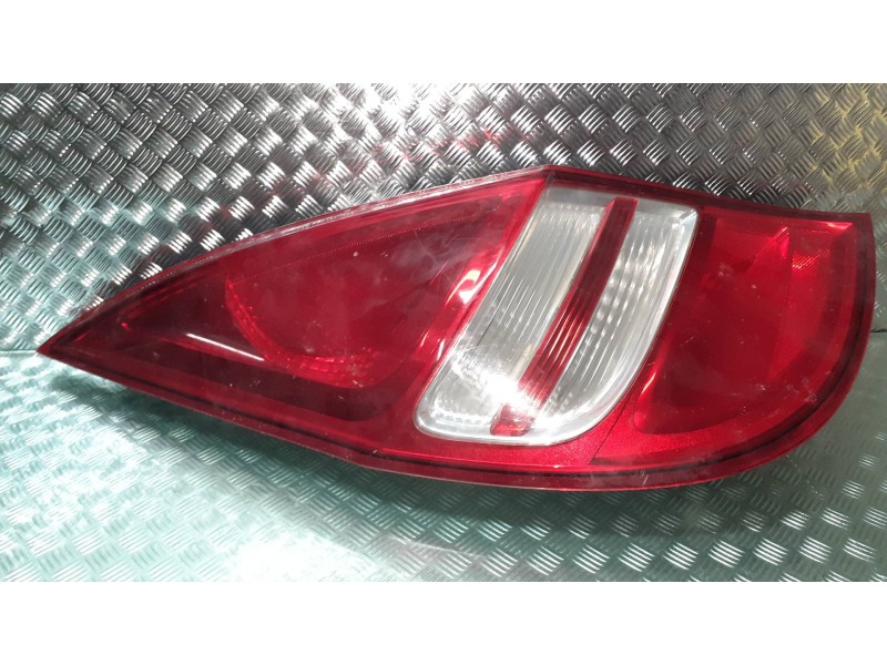 Recambio de piloto trasero izquierdo para hyundai i30 comfort referencia OEM IAM 924012R0  