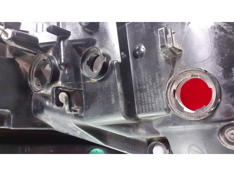 Recambio de piloto trasero izquierdo para hyundai i30 comfort referencia OEM IAM 924012R0  