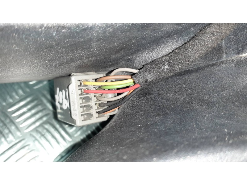 Recambio de retrovisor izquierdo para ford focus c-max (cap) connection referencia OEM IAM 3007741 025847 ELECTRICO