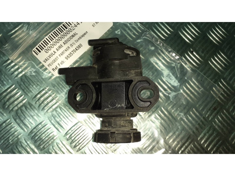 Recambio de valvula aire adicional para peugeot partner (s1) combispace referencia OEM IAM 9635704380  0928400414
