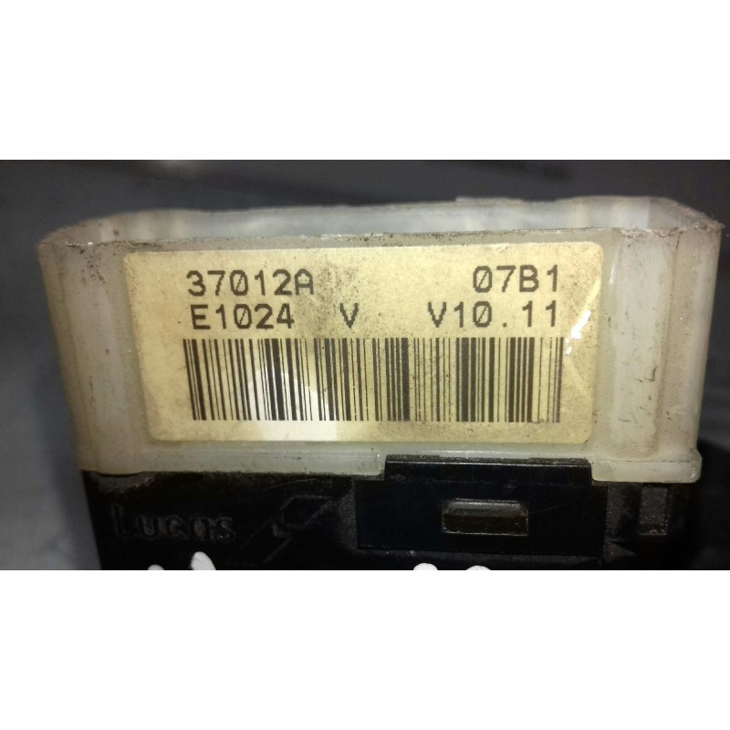 Recambio de mando limpia para renault clio ii fase i (b/cbo) 1.9 d referencia OEM IAM 37012A E1024 