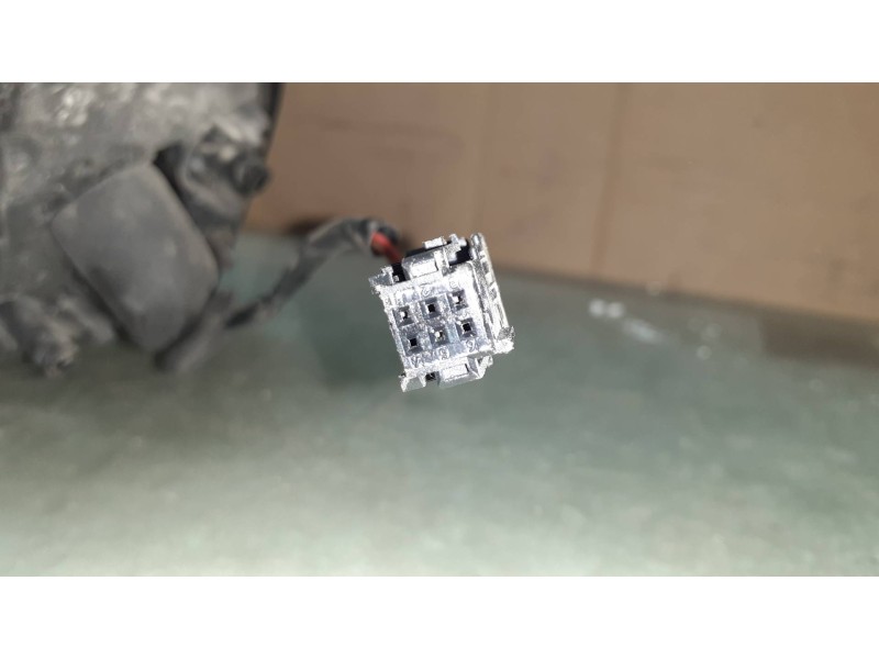 Recambio de retrovisor derecho para citroen c3 1.4 hdi sx plus referencia OEM IAM 12363610  ELECTRICO